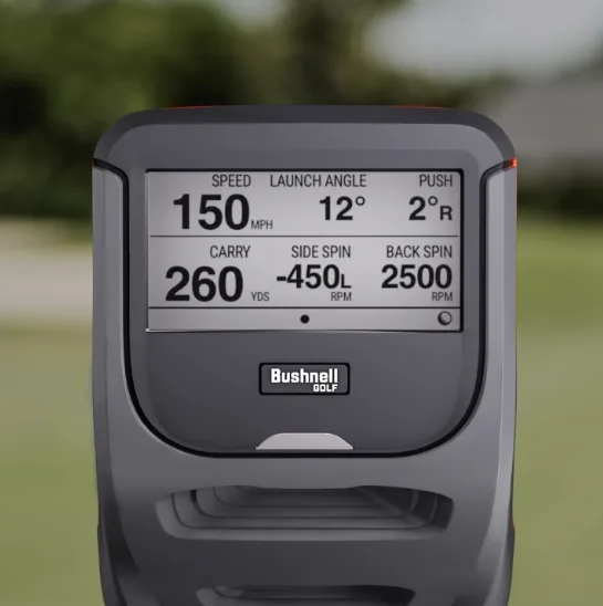 Display des Bushnell Launch Pro mit Messwerten nach einem Schlag: Speed 150 mph, Launch Angle 12°, Push 2° R, Carry 260 yds, Side Spin 450 RPM, Back Spin 2500 RPM